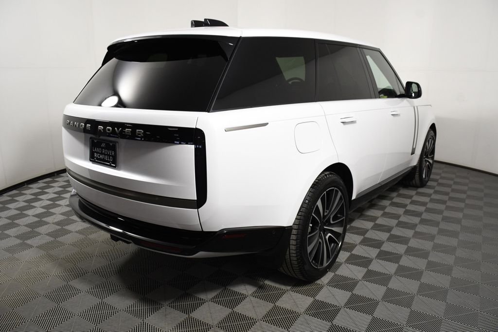 2026 Land Rover Range Rover SE - Photo 6