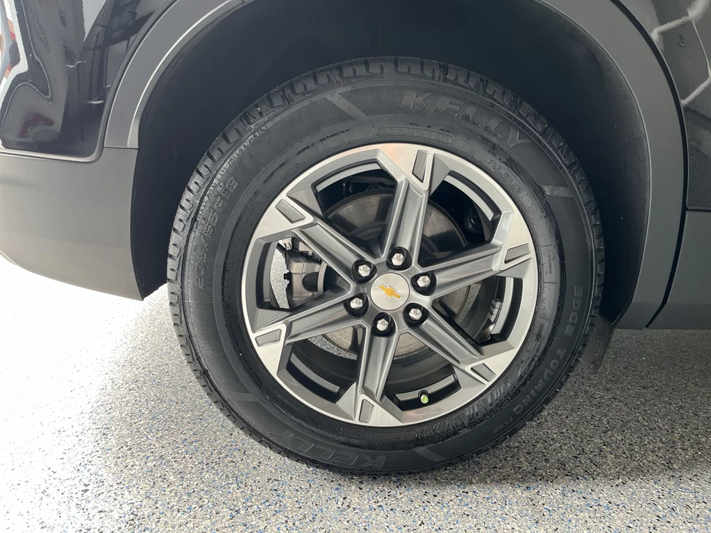 Used 2024 Black Chevrolet 2LT image 36