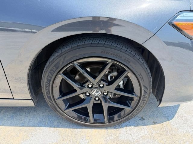 Used 2025  Honda Sport image 9