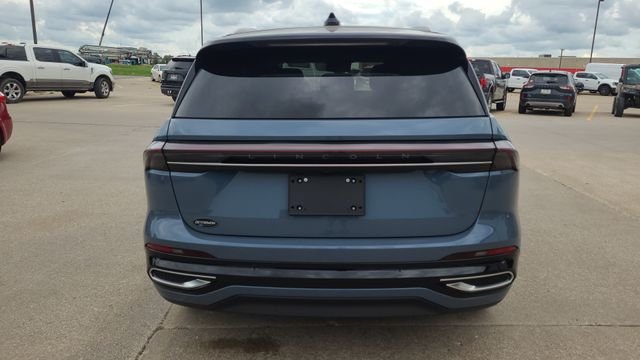 2025 Lincoln Nautilus Reserve - Photo 4