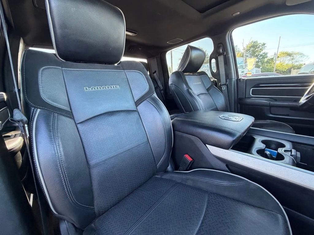 Used 2019 Black Ram Laramie image 39