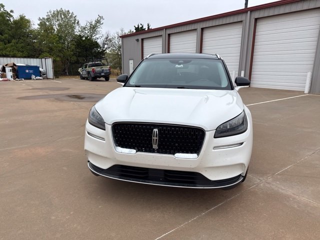 Used 2020 White Lincoln Standard image 2