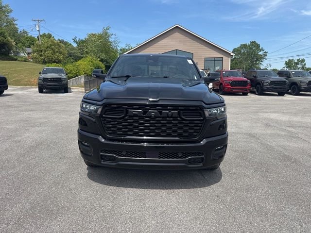 New 2026 Diamond Black Crystal Pearl-Coat Exterior Paint RAM Big Horn/Lone Star image 2