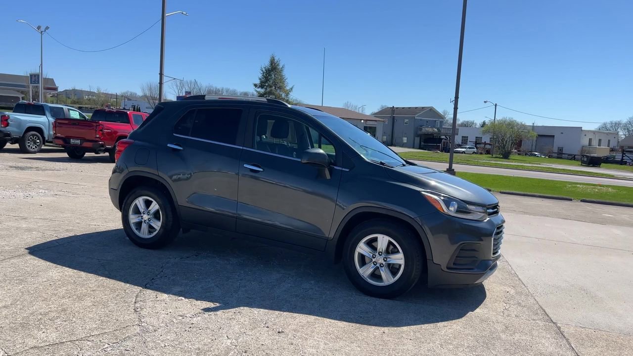 Used 2018 Chevrolet Trax LT with VIN 3GNCJLSB4JL264019 for sale in Lebanon, OH