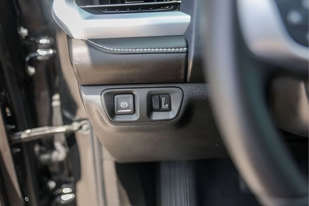Used 2023 Black GMC SLE image 18