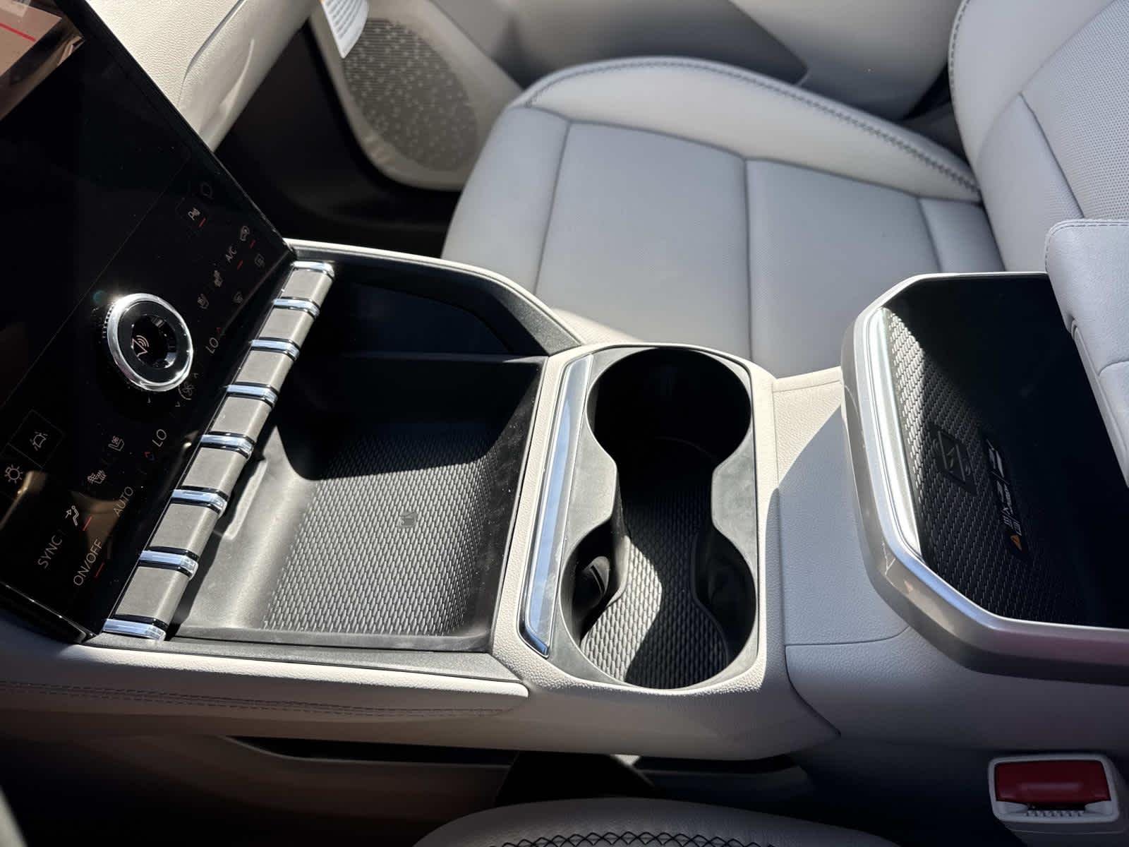 2026 GMC Terrain Denali - Photo 18