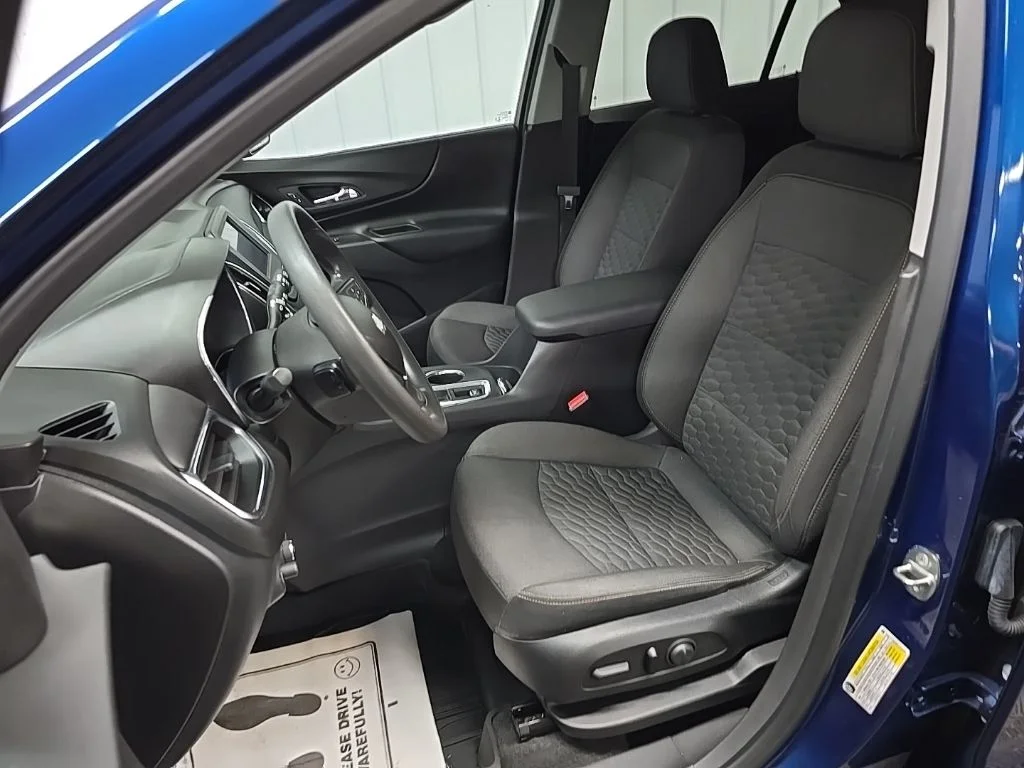 Used 2020 Blue Chevrolet LT image 31