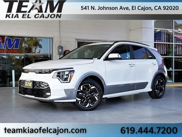 New 2026 White Kia Wave image 2