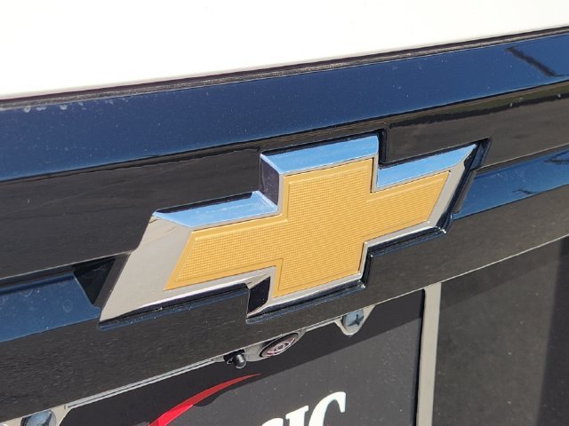 2027 Chevrolet Traverse LT - Photo 11