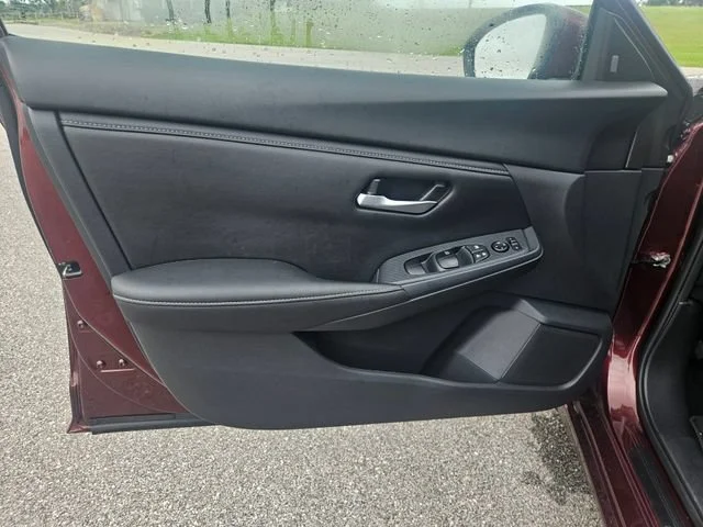 Used 2025 Gray Nissan SV image 10