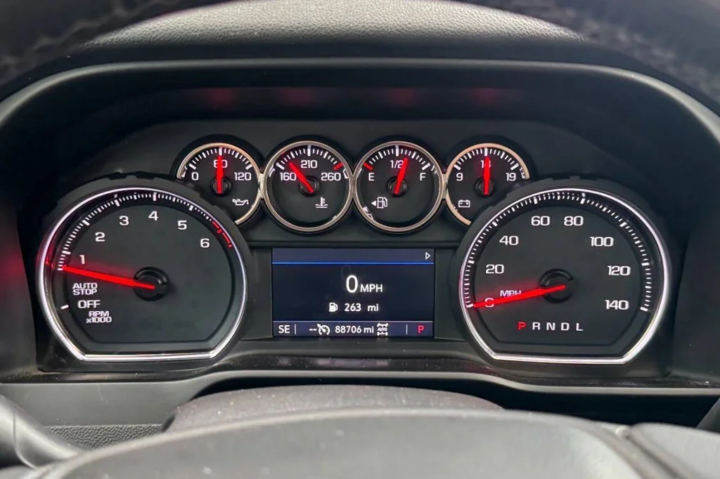Used 2019 Red Chevrolet LT Trail Boss image 7