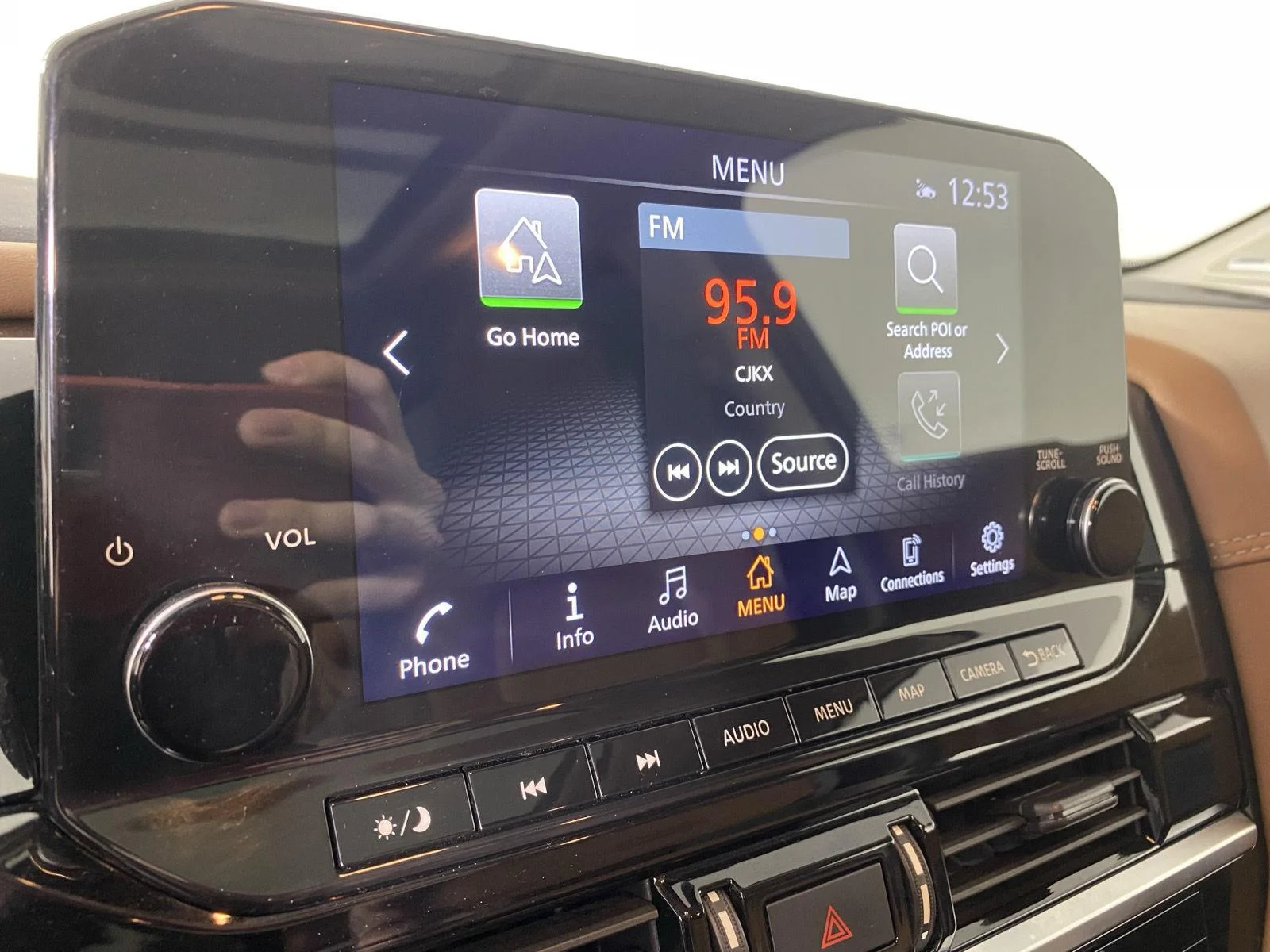 Used 2023 Brilliant Silver Metallic Nissan Platinum image 20