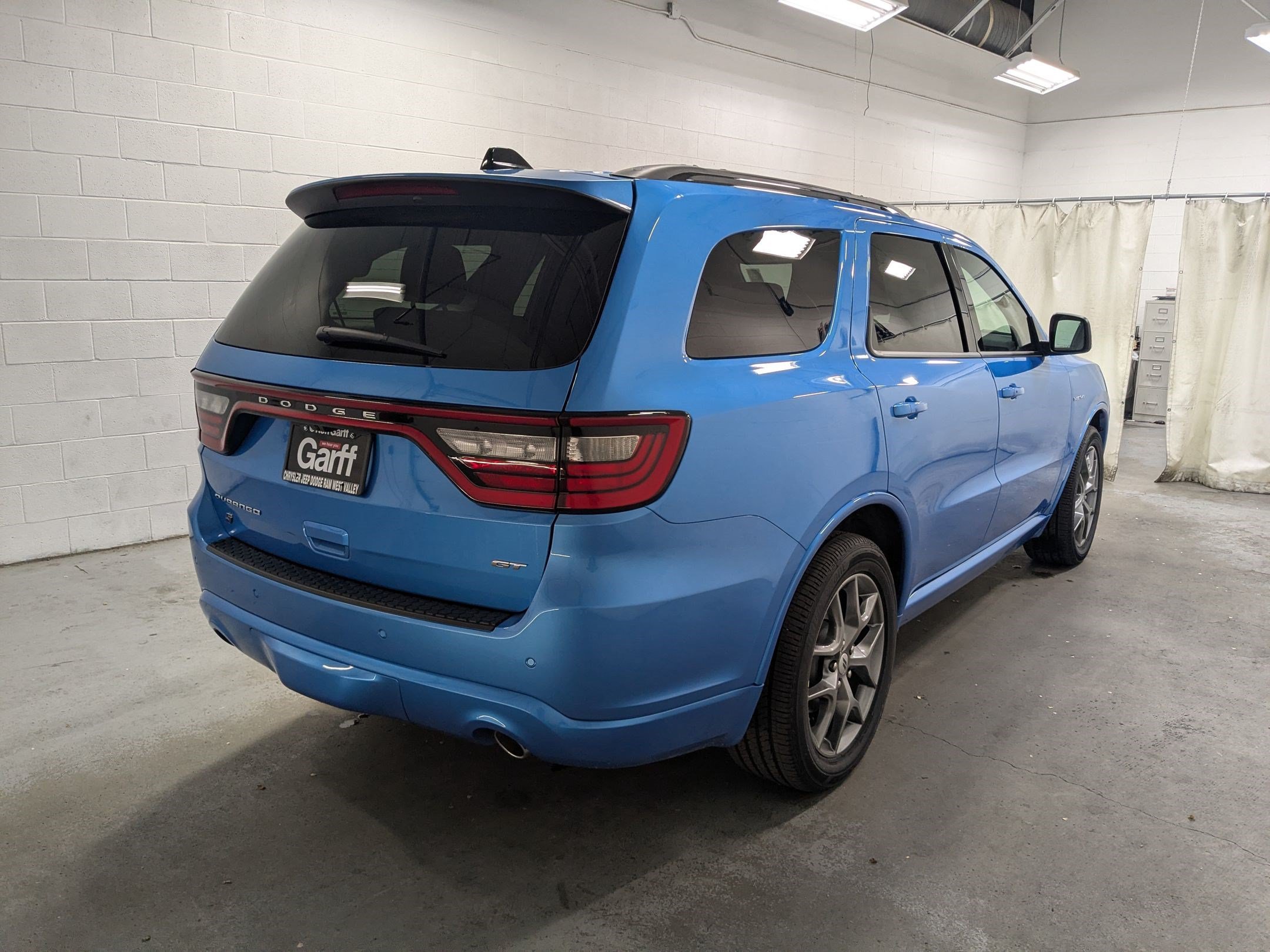 New 2026 B5 Blue Exterior Paint Dodge GT Plus HEMI V8 image 4