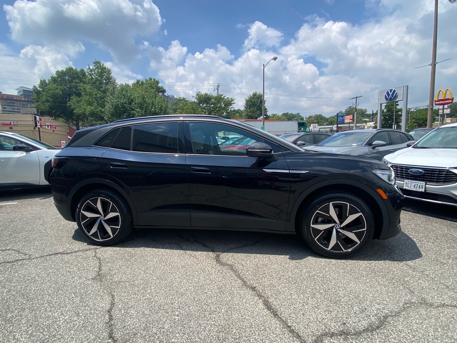 Certified 2023 Volkswagen ID.4 PRO S with VIN 1V2WNPE87PC023799 for sale in Alexandria, VA
