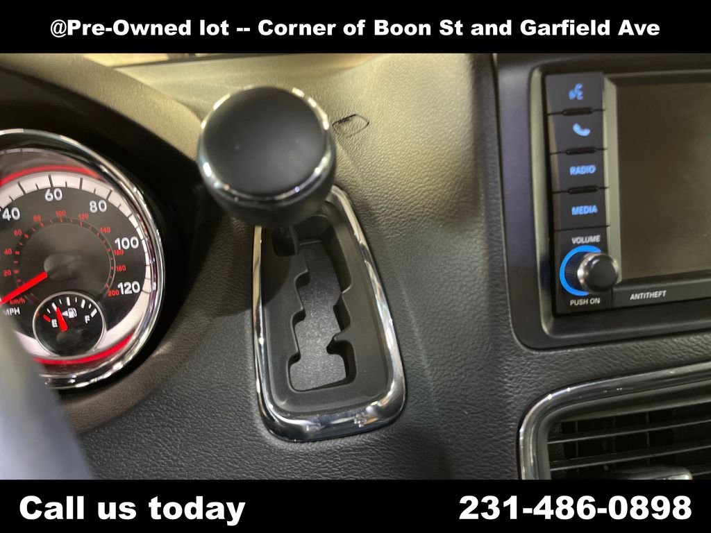 Used 2016 Blue Dodge R/T image 25