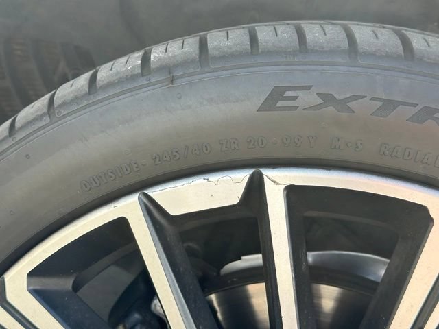 Used 2023 Black BMW xDrive28i image 15