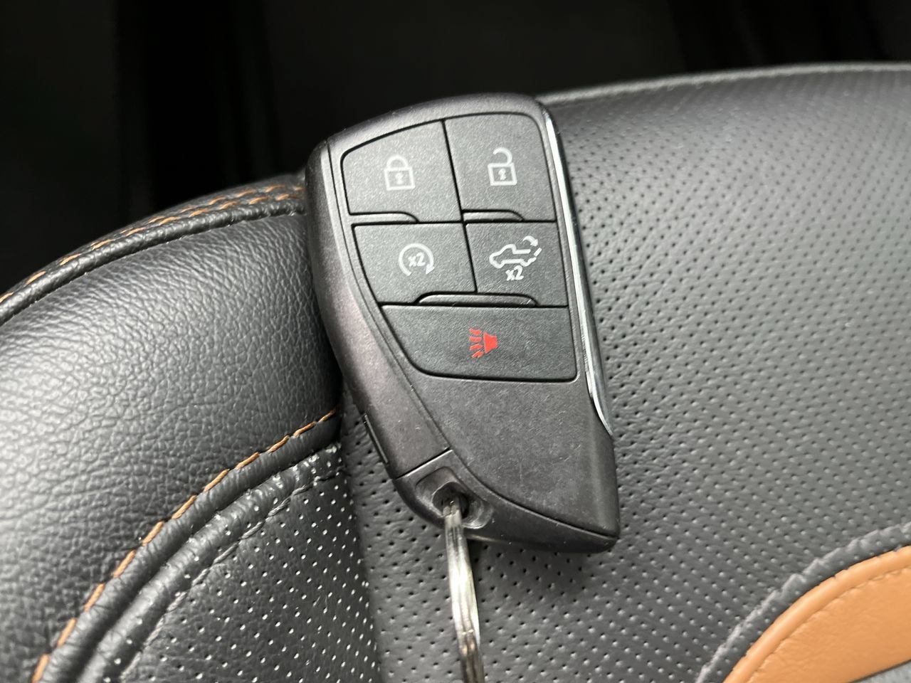 Certified Used 2024 Onyx Black GMC AT4 image 33