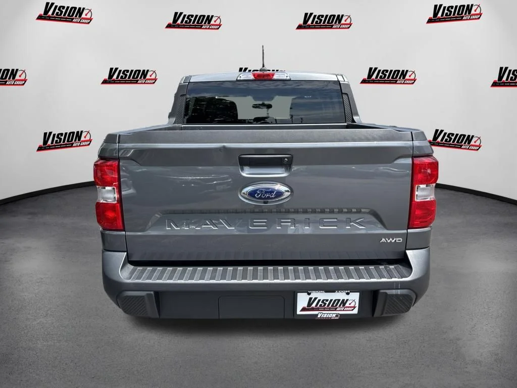 Used 2024 Gray Ford XLT image 6