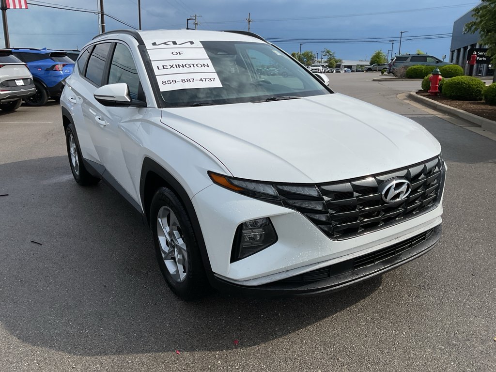 Used 2022 Quartz White Hyundai SEL image 2