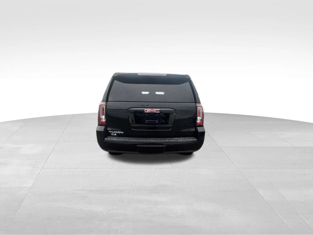Used 2017 Black GMC SLT image 4