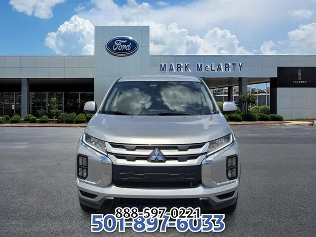 Used 2024 Silver Mitsubishi  image 8
