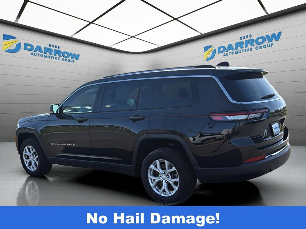 Used 2023 Black Jeep Limited image 3