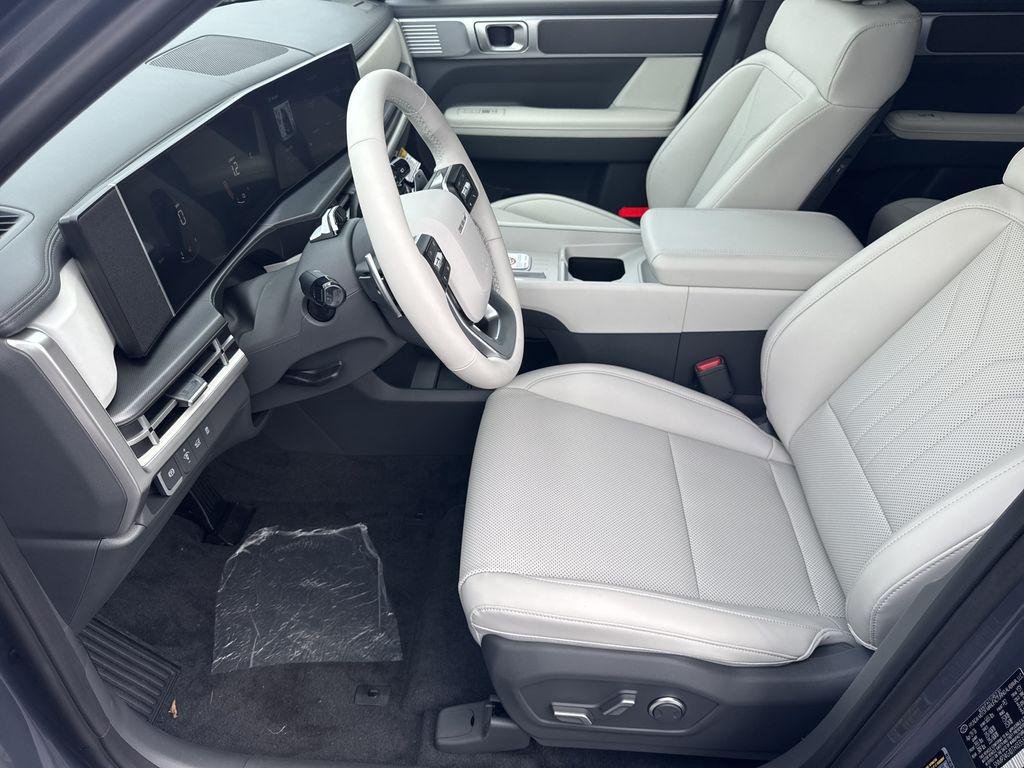 New 2026 Gray Hyundai SEL image 9