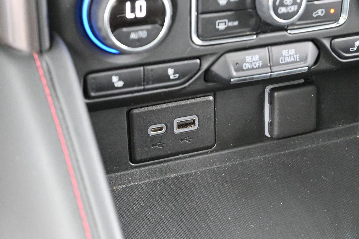 Used 2022 Summit White Chevrolet RST image 24