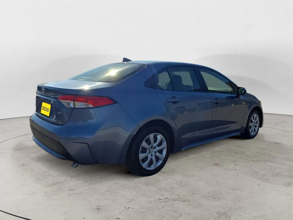 Used 2022 Gray Toyota LE image 5