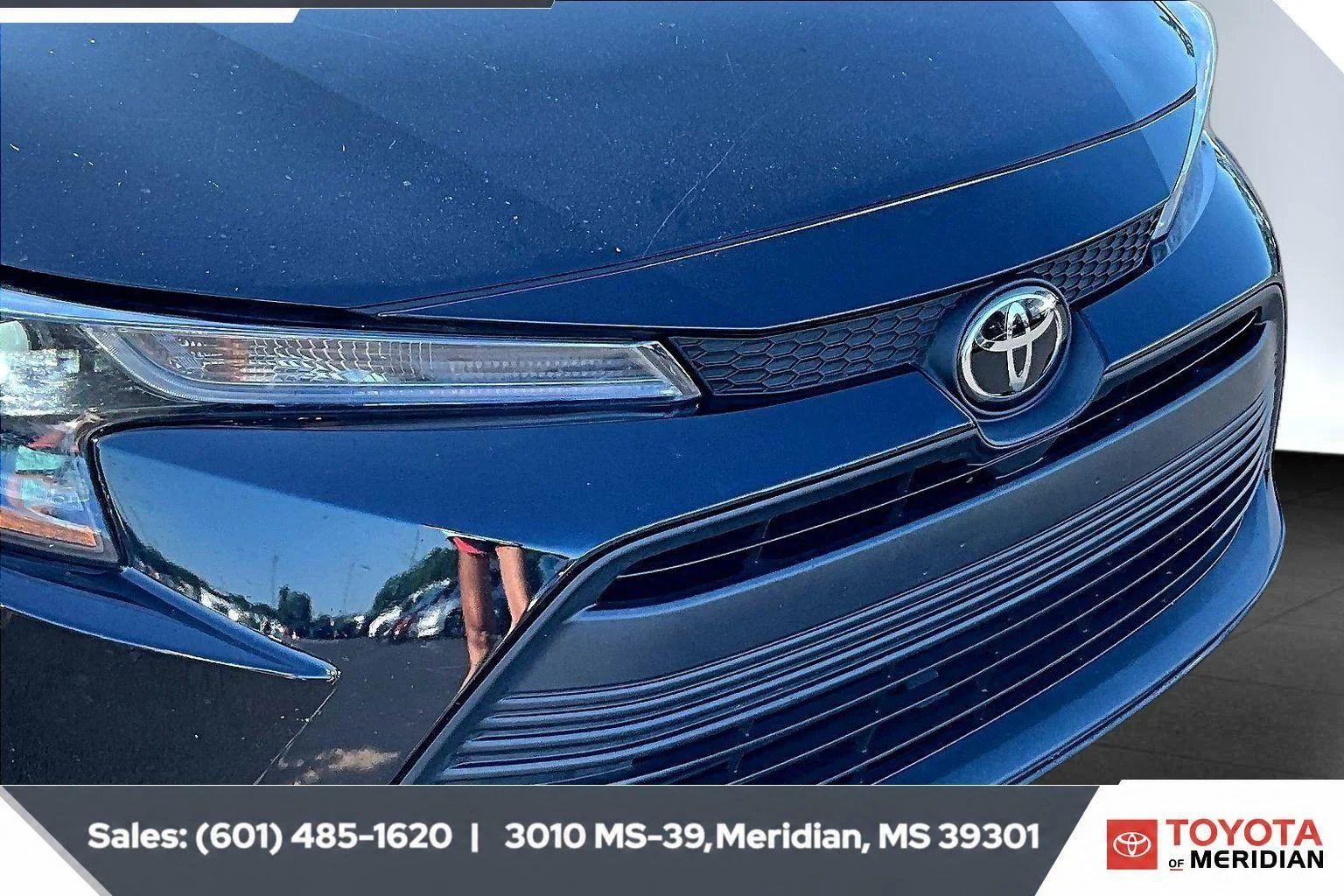 Used 2024 Midnight Black Metallic Toyota LE image 21