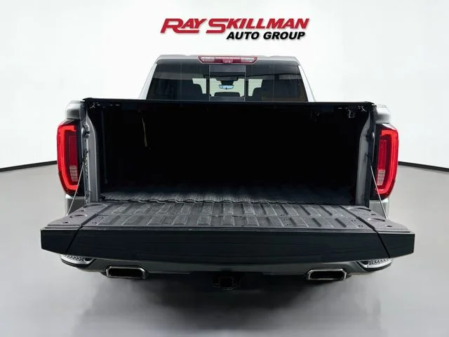 Used 2023 Silver GMC Denali image 26