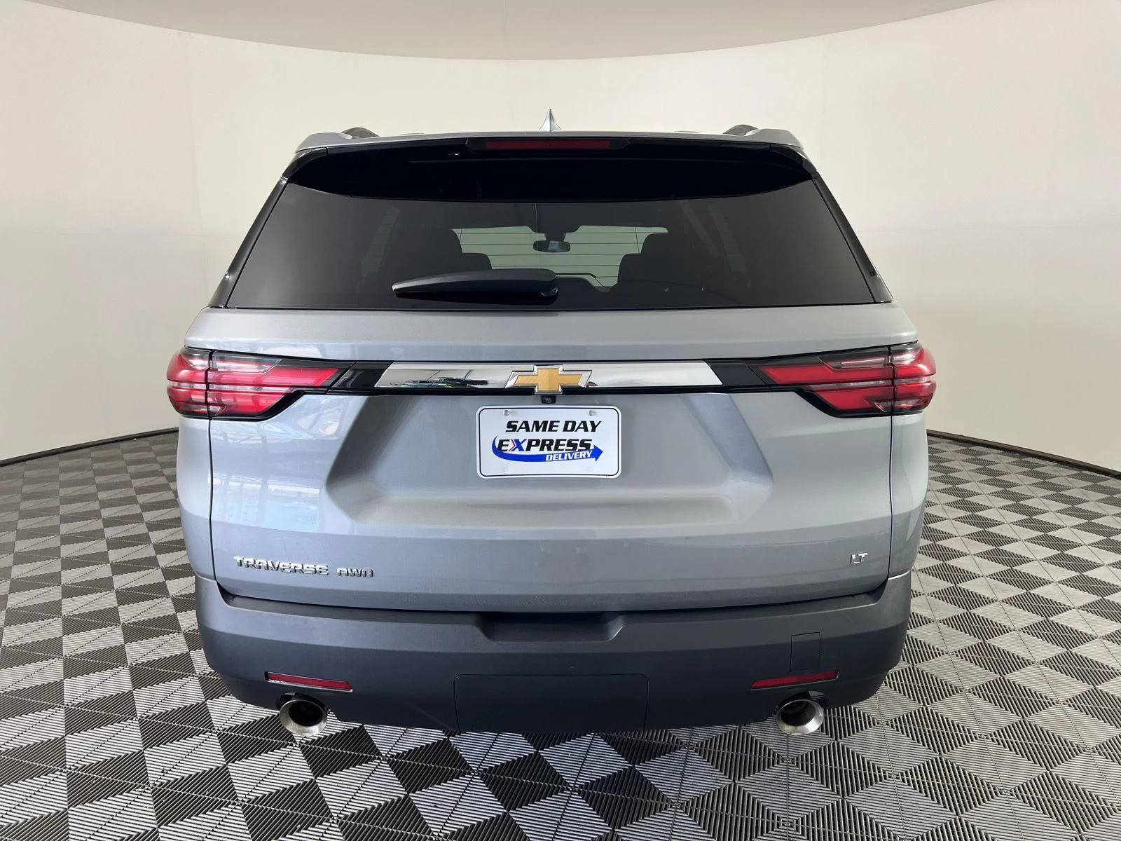 Used 2023 Sterling Gray Metallic Chevrolet LT Cloth image 28