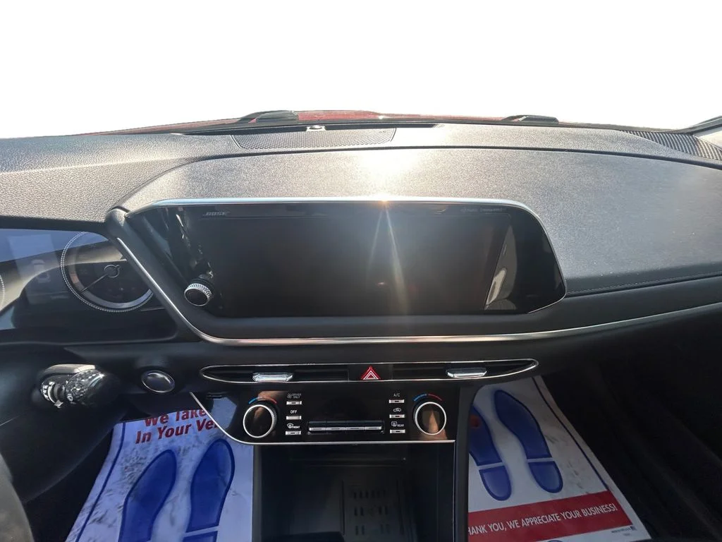 Used 2023 Ultimate Red Hyundai SEL image 11