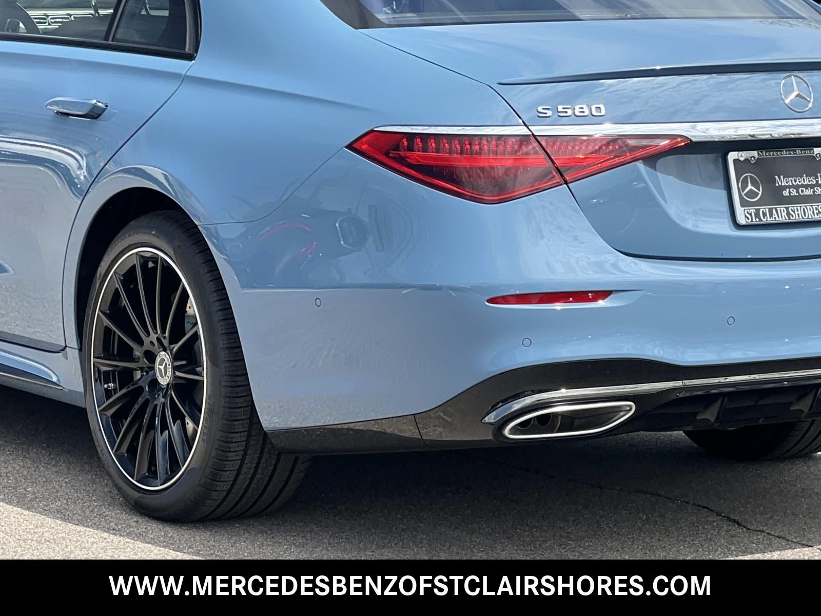 New 2026 MANUFAKTUR China Blue Mercedes-Benz S 580 image 4
