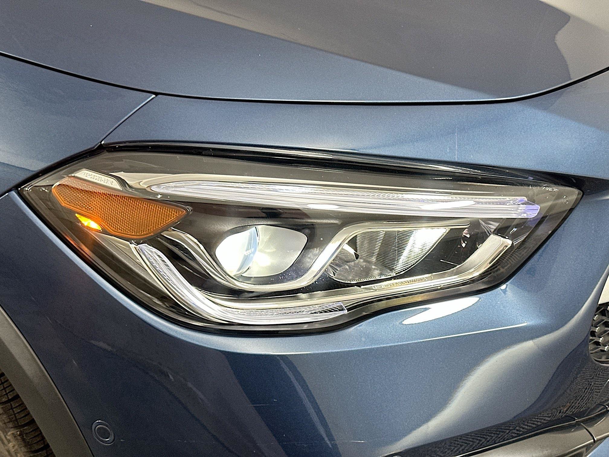 Used 2022 Denim Blue Metallic Mercedes-Benz GLA 250 image 32
