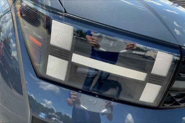 Used 2025 Gray Hyundai Calligraphy image 35