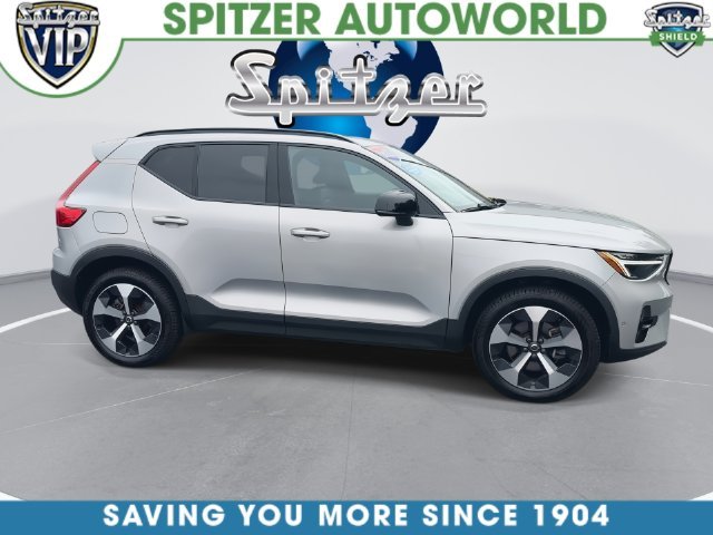 2023 Volvo XC40 Plus - Photo 18
