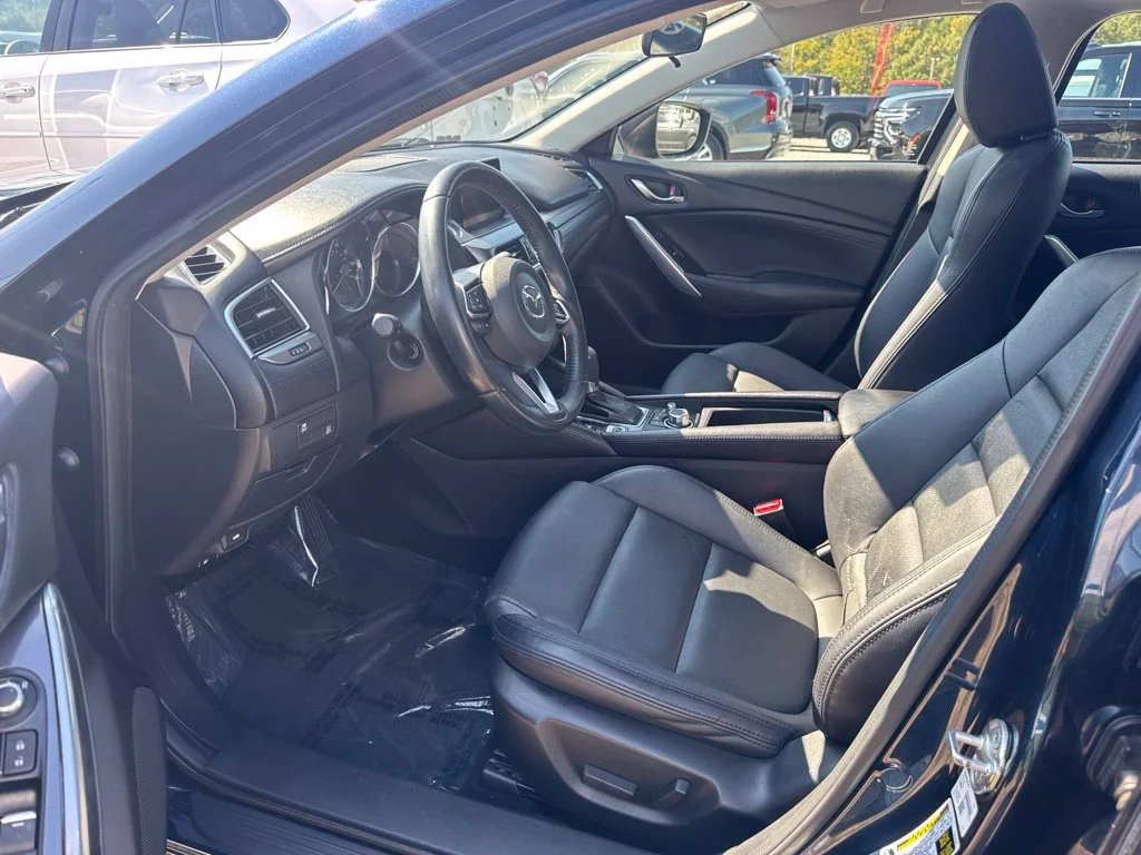 Used 2017 Blue Mazda Touring image 4