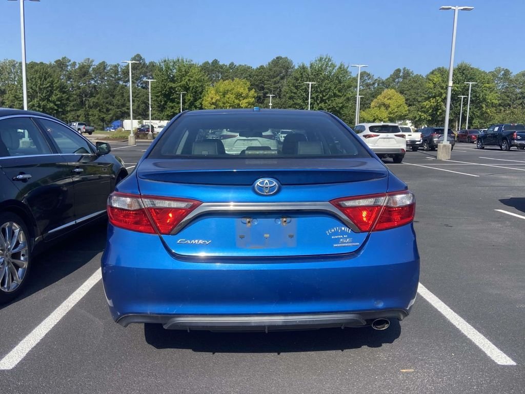 Used 2016 Blue Toyota SE image 6