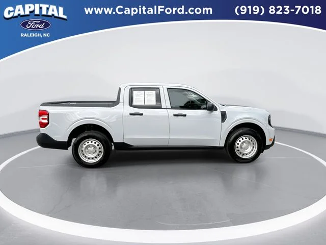Used 2025 White Ford XL image 9