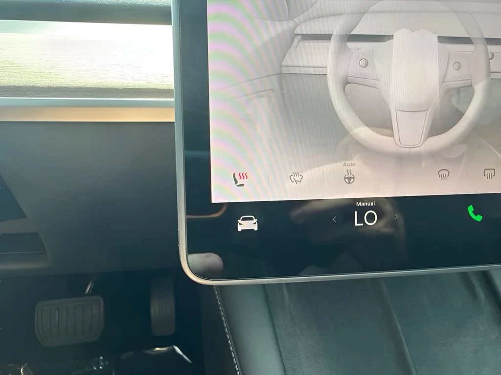 Used 2023 Gray Tesla  image 23