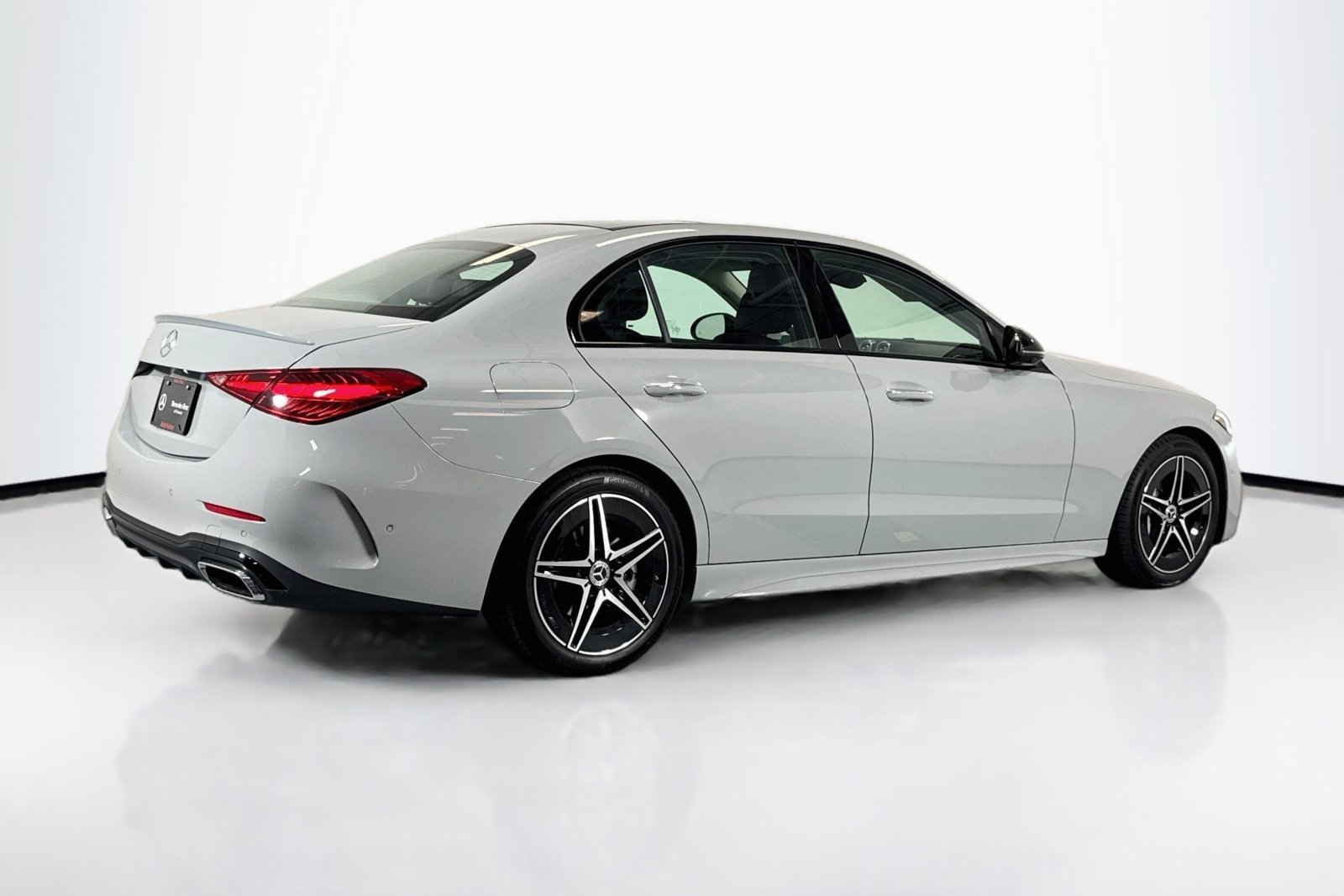 New 2026 Manufaktur Alpine Grey Mercedes-Benz C 300 image 5