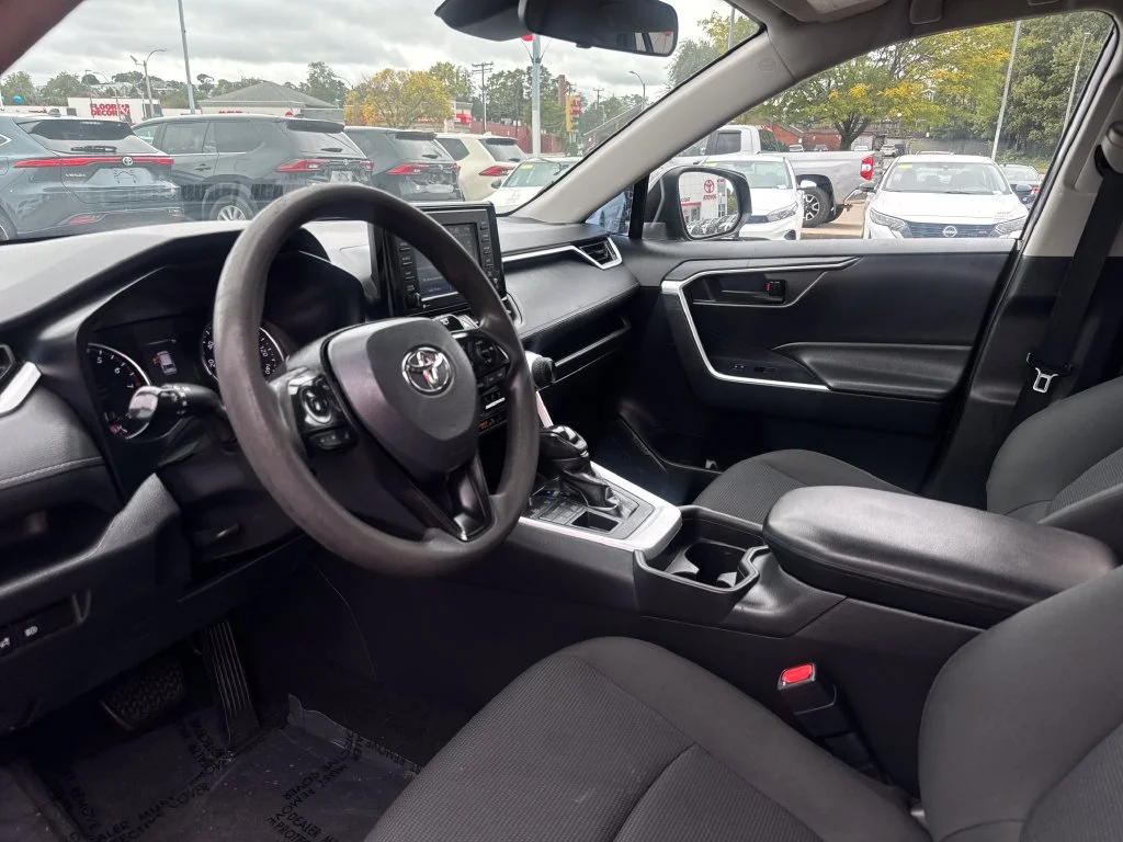 Used 2021 Gray Toyota LE image 14