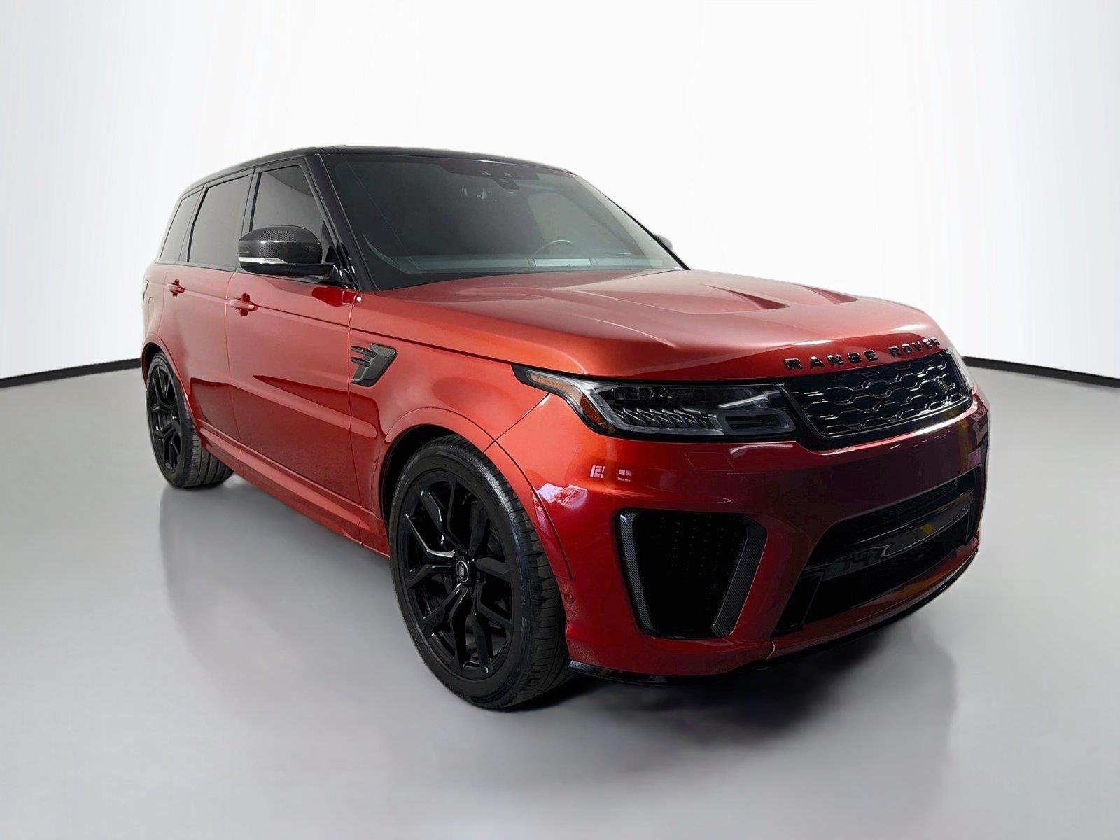 Certified Used 2022 Sanguinello Orange Gloss Land Rover SVR 575HP image 3