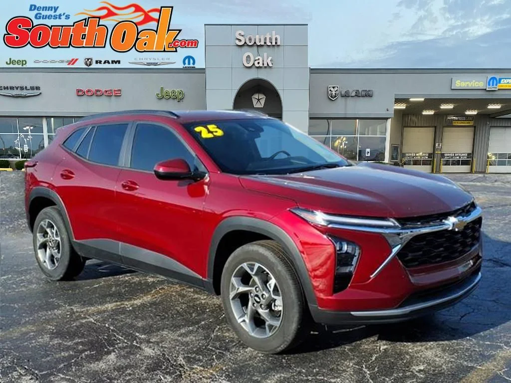 2025 Chevrolet Trax LT