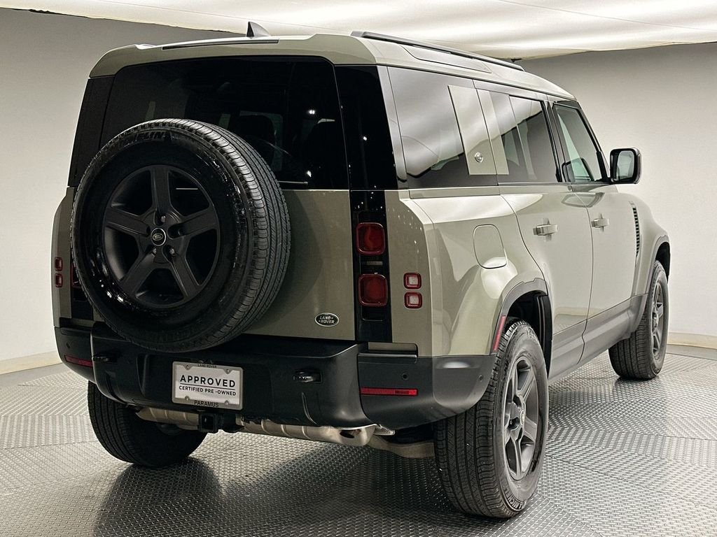 Used 2023 Pangea Green Metallic Land Rover S image 13