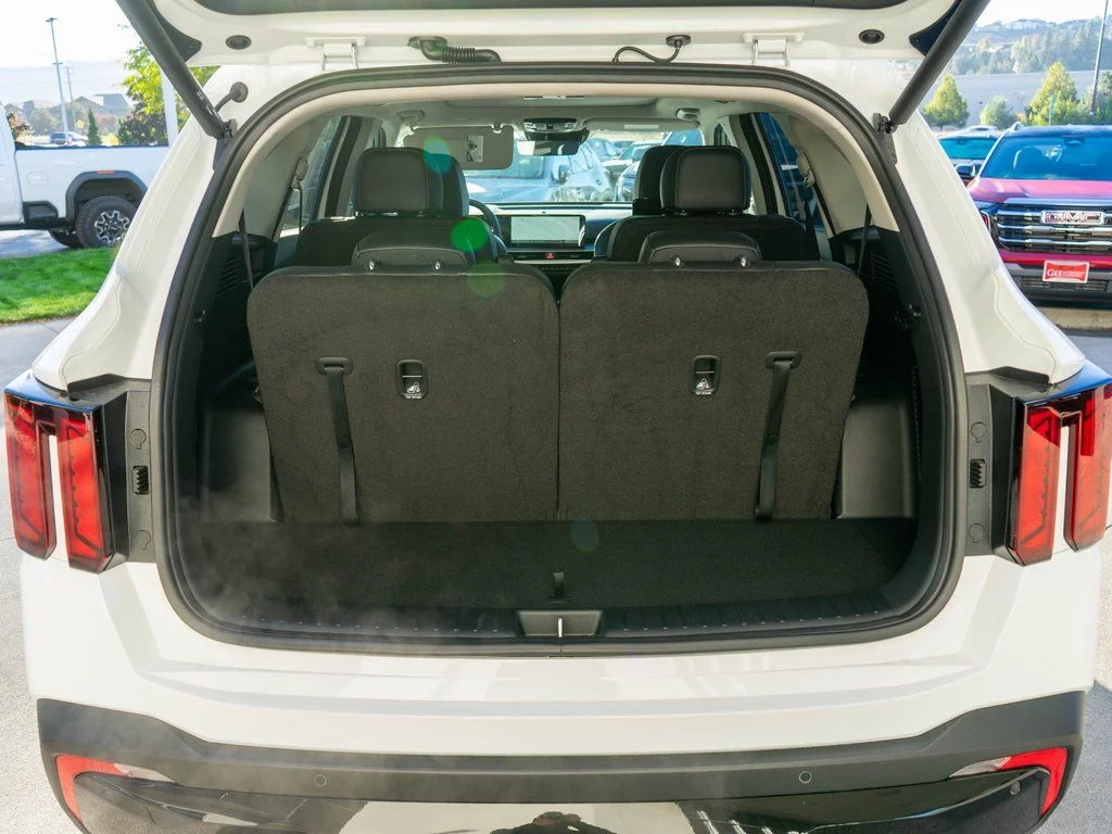 New 2026 Glacial White Pearl Kia X-Line EX AWD image 30