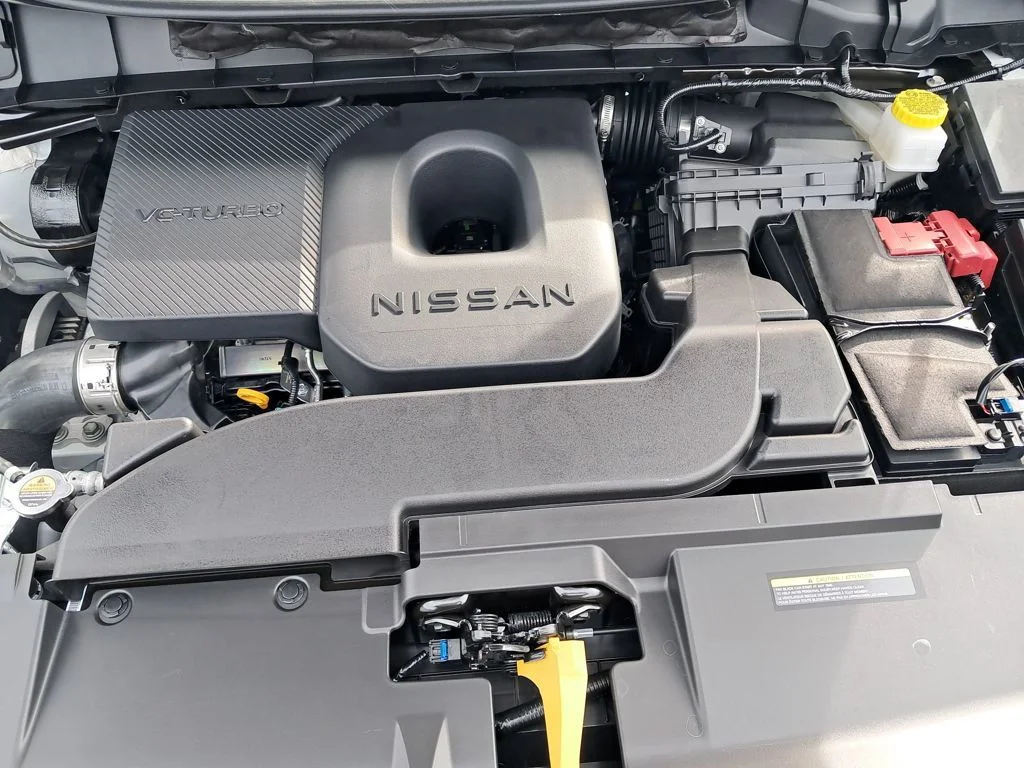 New 2026 White Nissan Platinum image 23