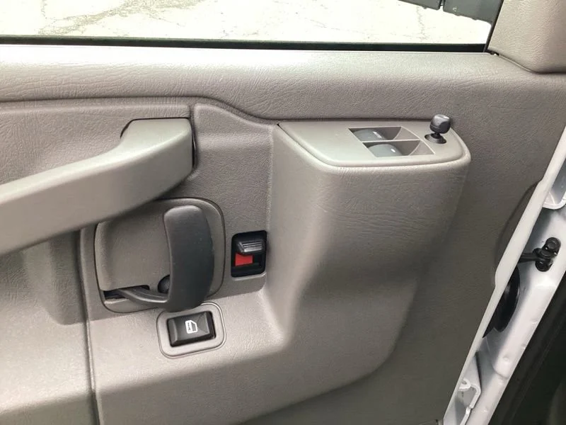 2026 Chevrolet Express Cargo Work Van - Photo 17