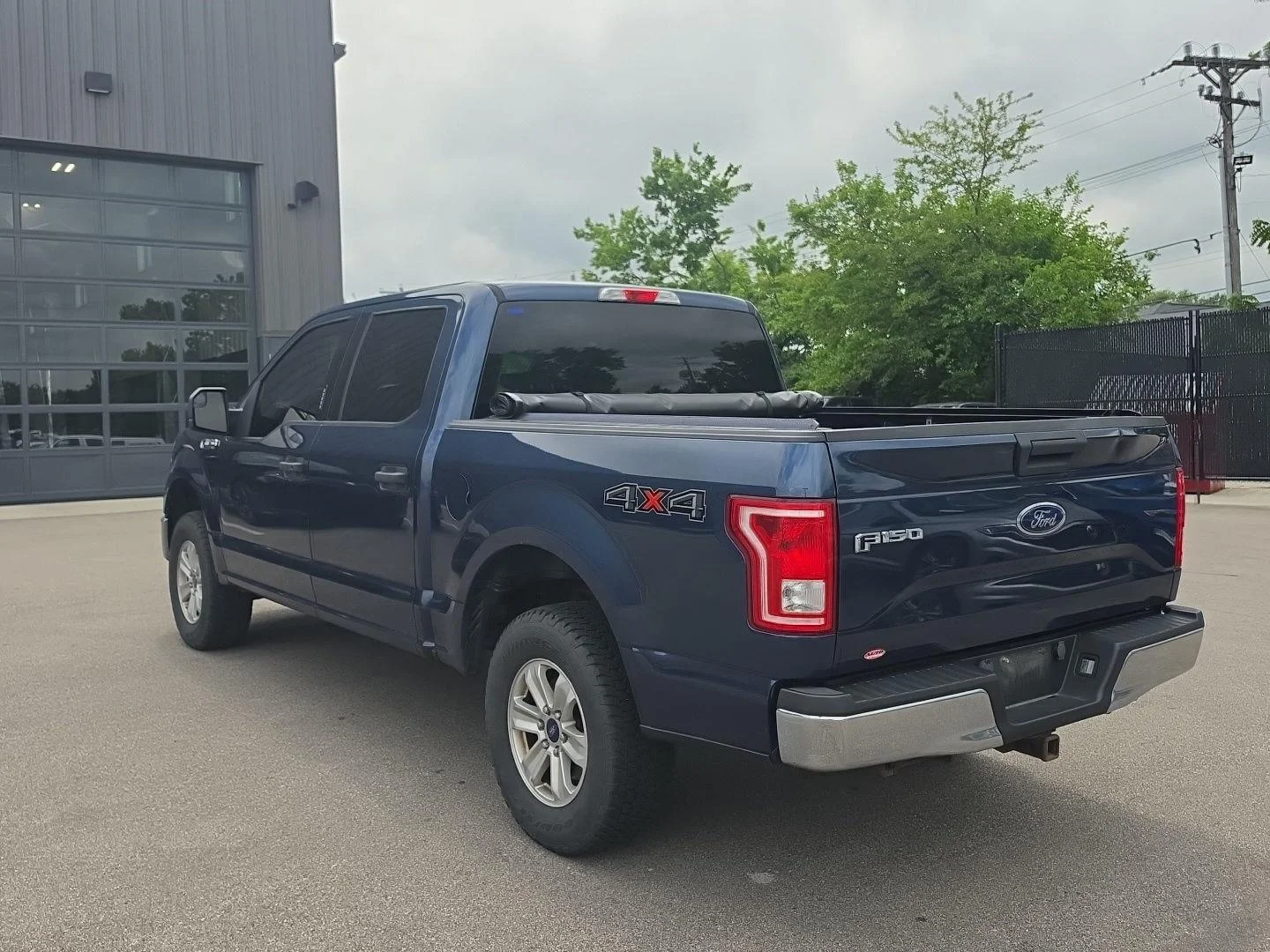 Used 2017 Blue Jeans Ford XLT image 5